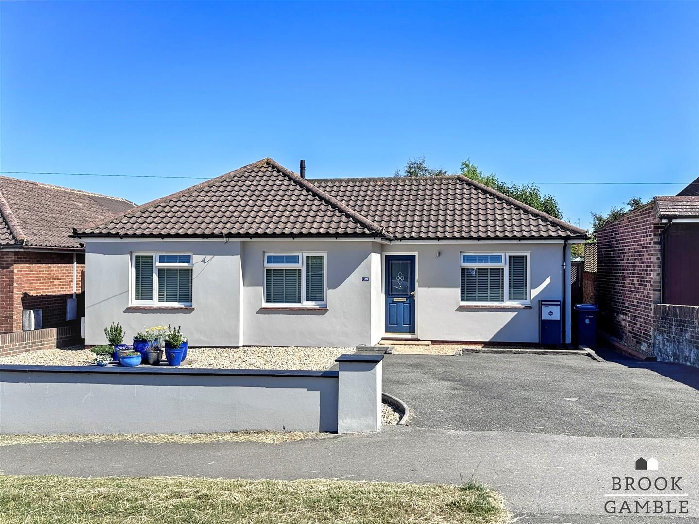 4 Bedroom Bungalow. Broad Road in Eastbourne, East Sussex 16